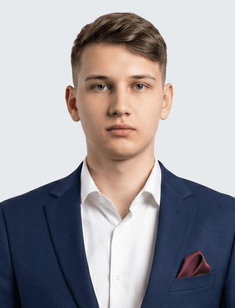 Василий Комышев